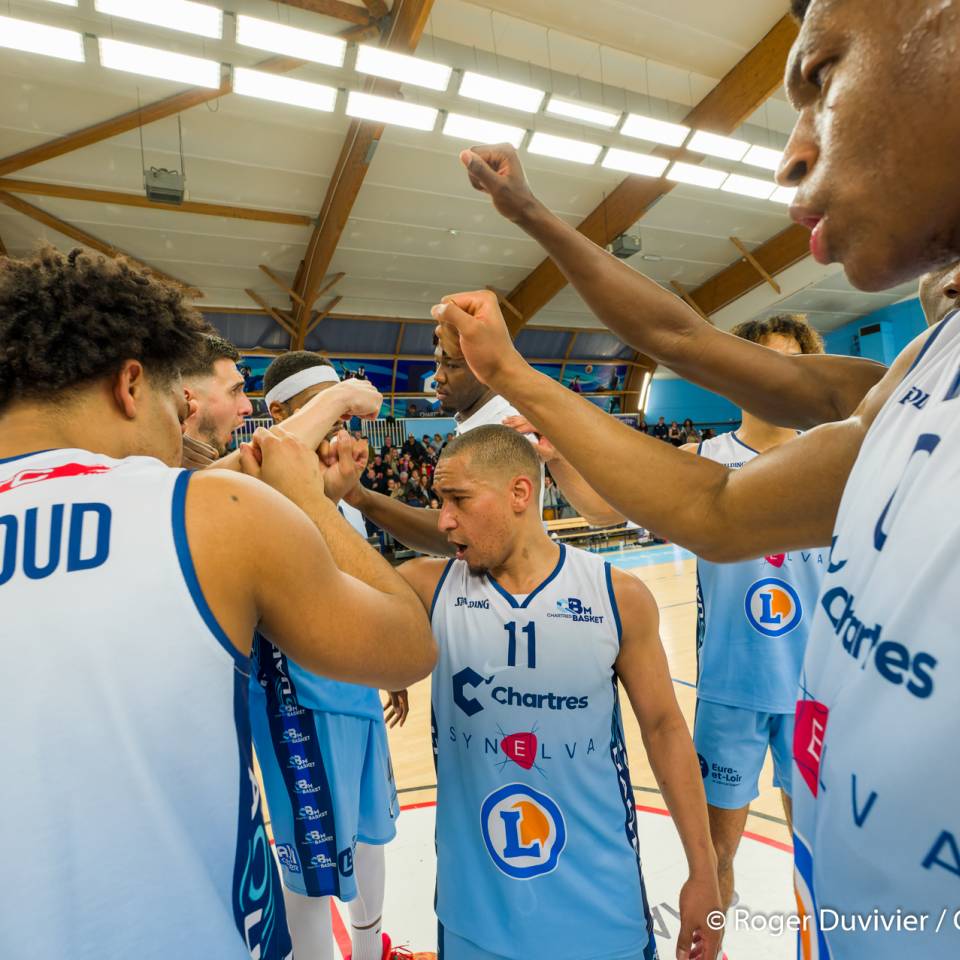 Phase 2 / Game 1 : Chartres - Hyères