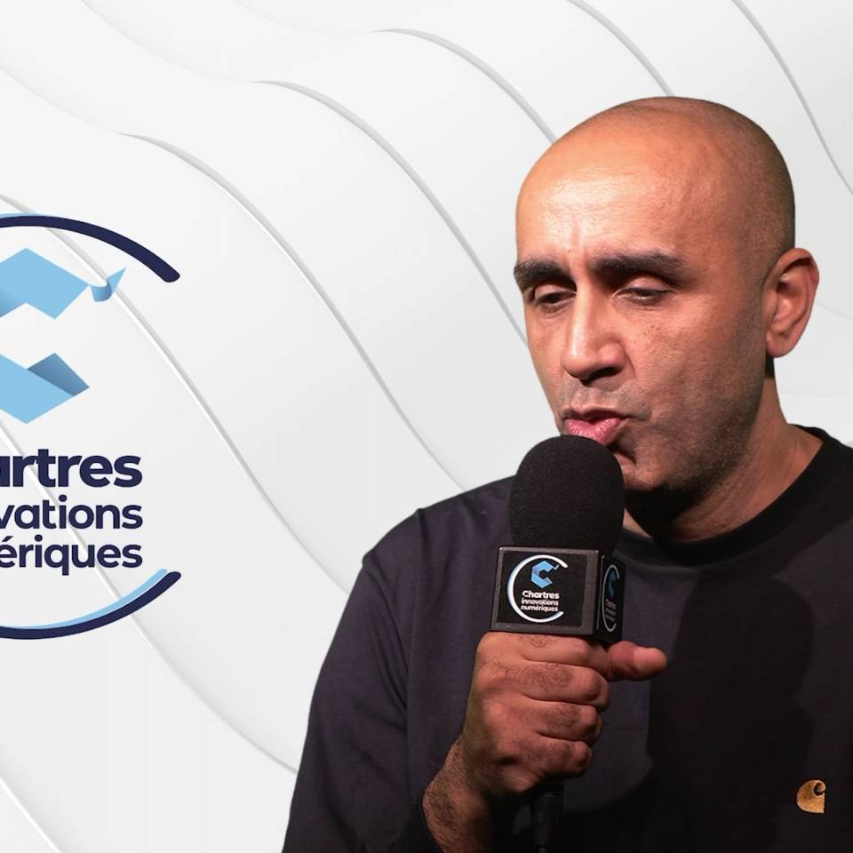 On parle victoire, joueurs, réussites, équipe et défis. 

Oui, parce que la #TeamCCBM se déplace demain aux Sables d’Olonnes et il va falloir encore délivrer un vrai combat !

📺 Pour suivre le match, RDV sur https://www.youtube.com/@LSVBTV

#basketballchartres #confdepresse #ffbb #nm1 #basketmasculin #passionbasket