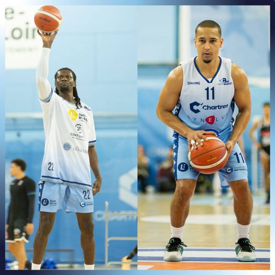 🏆 MVPs, l'élection de Moatassim 

Décidément, ils aiment jouer avec nos p'tits coeurs ! Encore bravo à toute l'équipe qui décroche une 4ème victoire en 5 matchs ! Voici donc les MVPs de Moatassim :

👉 Max Kougere @maximusvirus22  désigné MVP par la FFBB et notre coach avec 16 points, 3 rebonds et une éval' de 15.
👉 Marco @pellino45, qui marque 14 points et qui signe une éval' de 14

Encore bravo à tous et RDV vendredi prochain à la Halle Jean Cochet !

#basketball #chartres
