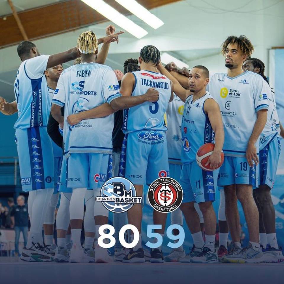 ✅ Victoire 80-59 !

Très belle victoire de la #TeamCCBM qui s’impose largement 80-59 face à Toulouse ! 

On vous attend jeudi prochain pour le dernier choc de Novembre face à Vitré et une 4ème Victoire ? 

Bon week-end à tous !

#victoire #equipe #basketball #ffbb #chartres