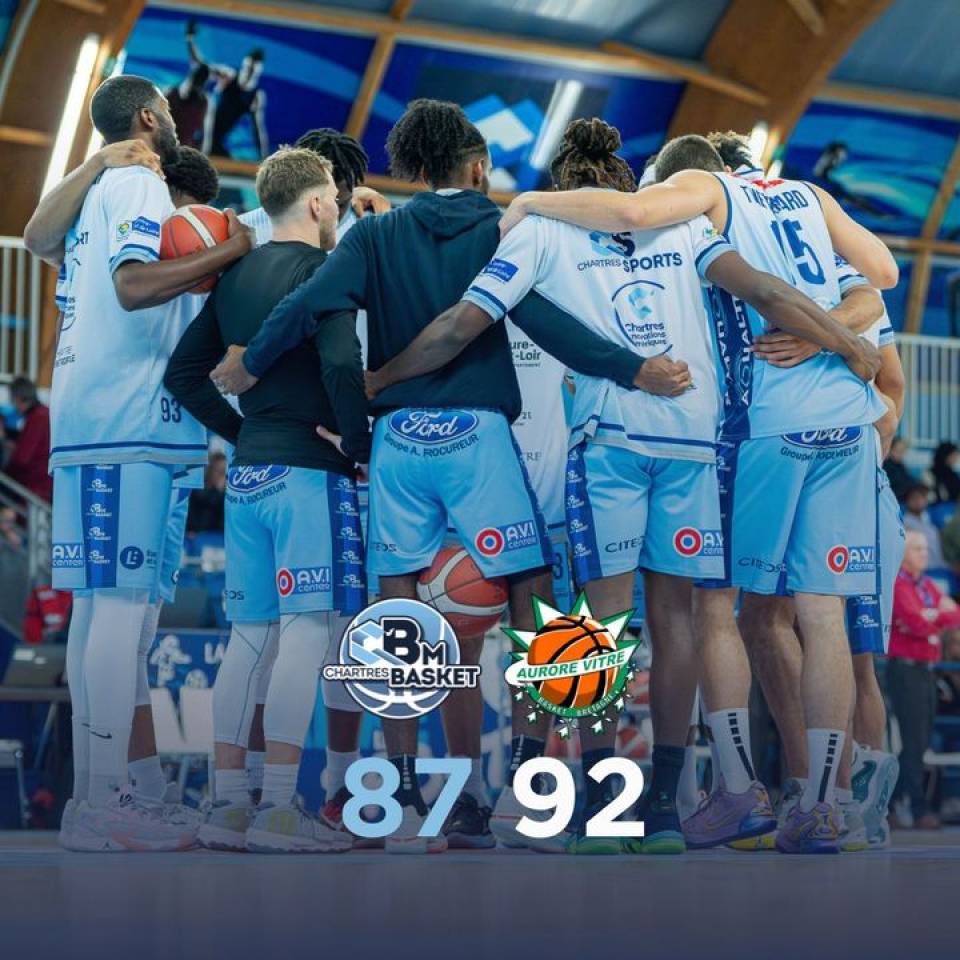 ❌ Défaite 87-92 face à Vitré

Vitré met un coup d'arrêt à la série de victoires de la Team CCBM après cette défaite 87-92. 

On se remet vite au travail pour préparer Loon Plage mardi et on vous attend à Cochet vendredi 08/12 pour la réception de Quimper. 

Bon vendredi à tous !

#basketball #basketchartres #nm1 #ffbb #sportchartres #passionbasket