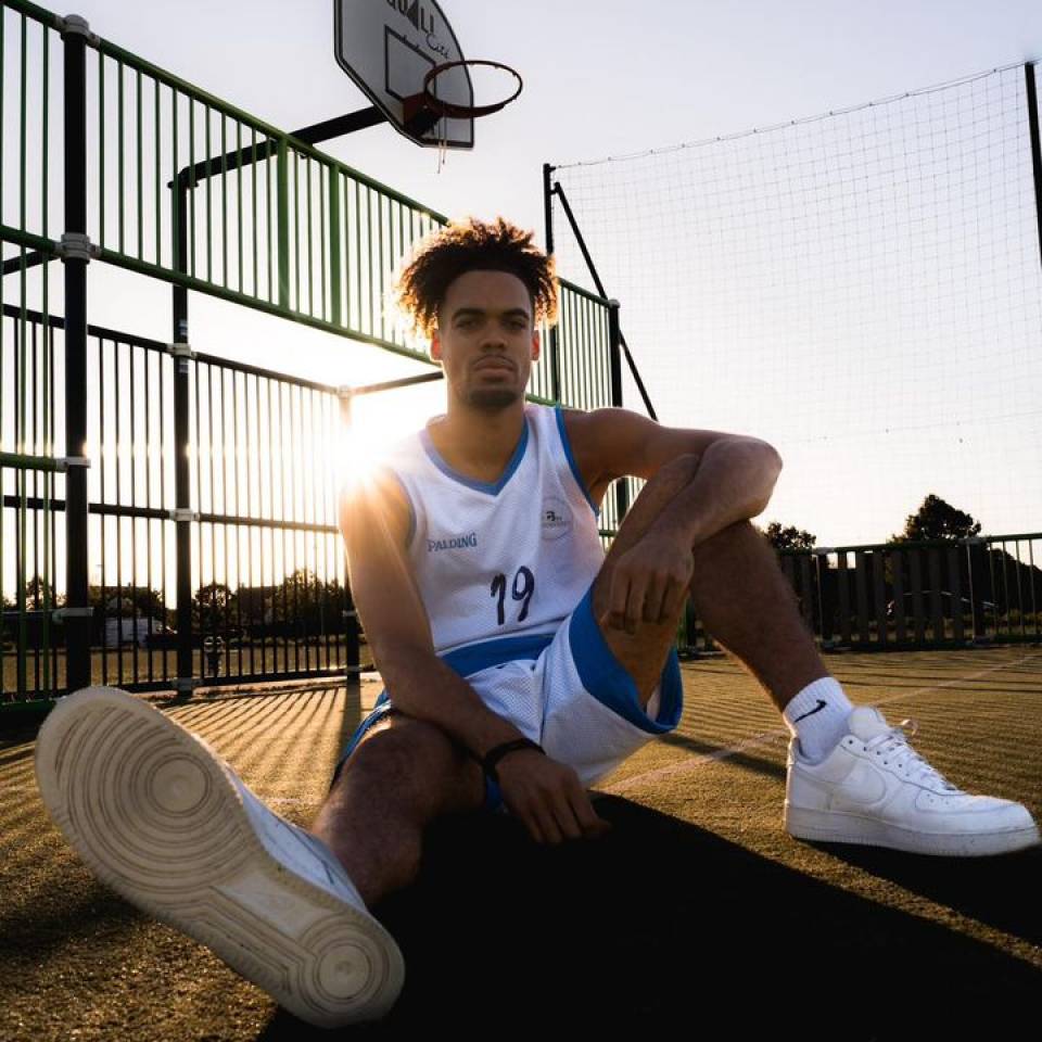 🎉 Aujourd’hui, on souhaite aussi un joyeux anniversaire à @calvin_hippolyte ! 

Une deuxième dose de messages en commentaires pour Calvin 🫶 

📸 @westcoo