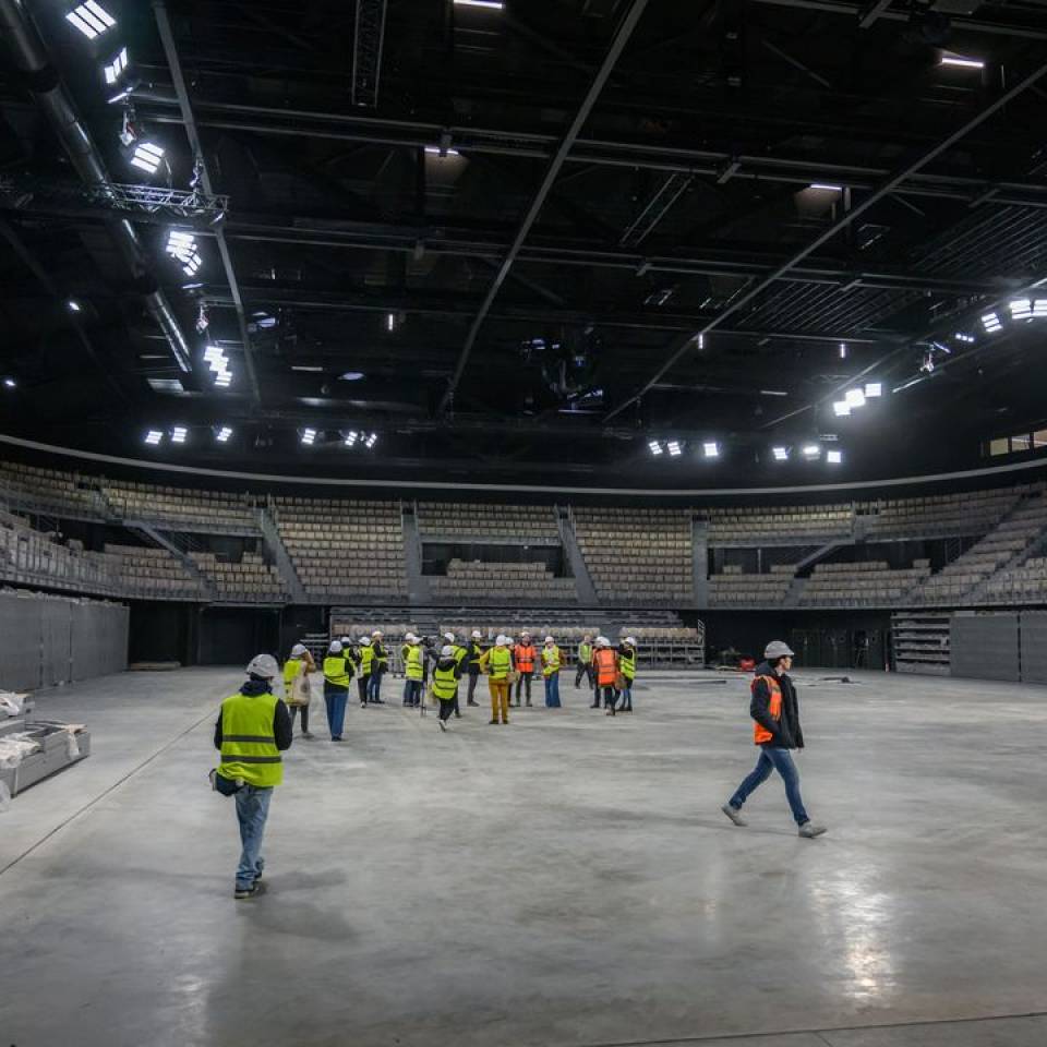 📰 Notre Président, Anthony Hermeline, était présent la semaine dernière pour faire le point sur Le Colisée et pour participer au shooting photo des Présidents des clubs du Colisée. 

La suite va arriver très vite. 

#basketball #basketchartres #coliseechartres #basketnm1 #FFBB