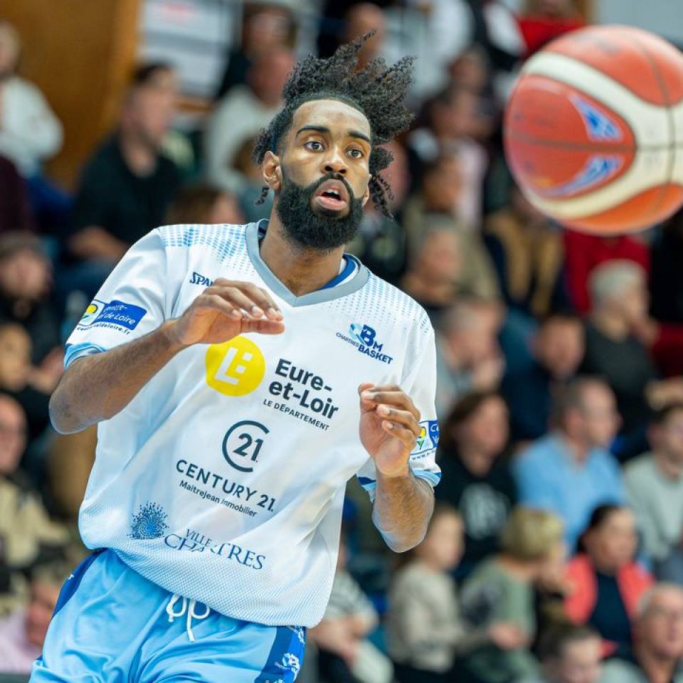 👉 J-13 avant notre retour à la Halle !

⛹🏻‍♂️ @@_coellus_ 

📷 @stqrt__