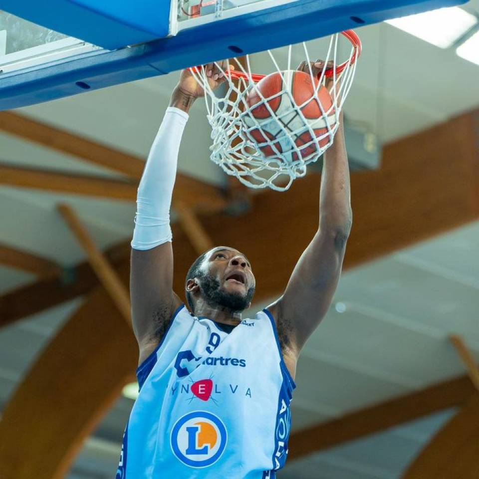 👉 J-4 avant notre retour à la Halle !

⛹🏻‍♂️ @mukuns

📷 @stqrt__