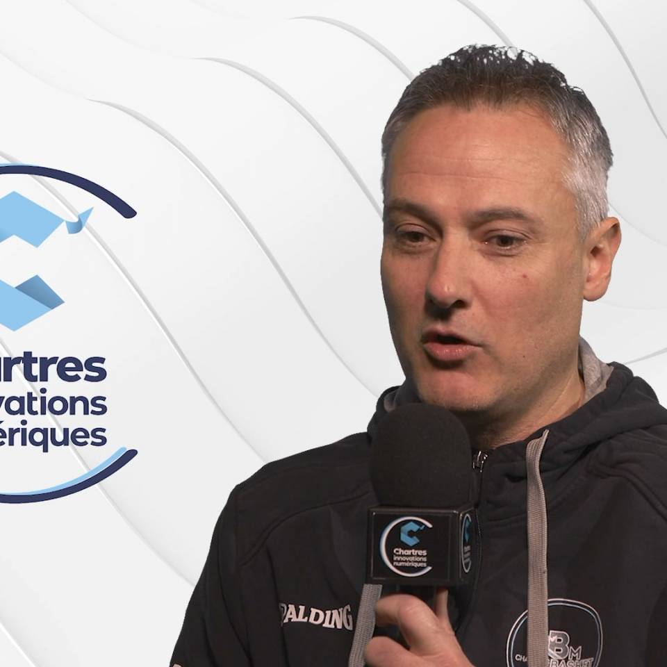 Cette semaine, Guillaume nous parle de : 

✔️ Le match face à Caen
✔️ Bilan des matchs allers de la phase 2
✔️ L’intégration de Keith
✔️ Le déplacement à Hyères-Toulon

Pour suivre le match, RDV au @kartingdechartres avec @lesbluefoxs2023 pour vivre ce match entre supporters ! 

On vous attend nombreux ! 

#basketchartres #basketball #villedechartres