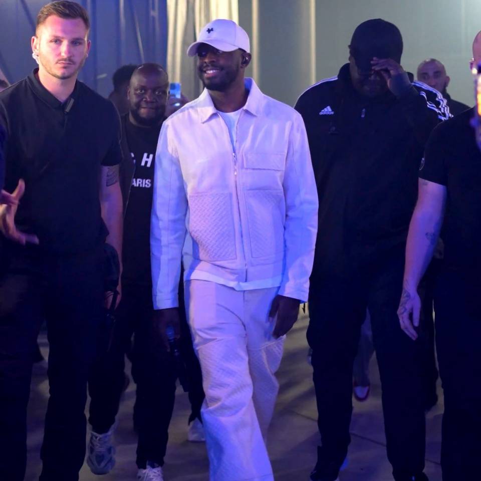 Merci à Chartres Sécurité Privée de son accompagnement depuis la Halle Jean Cochet jusqu’au Le Colisée avec nos projets fous! A jeudi pour le match et le showcase de Tayc !

https://ccbm.billetterie-club.fr/modele_articles/1113/stade_interactif